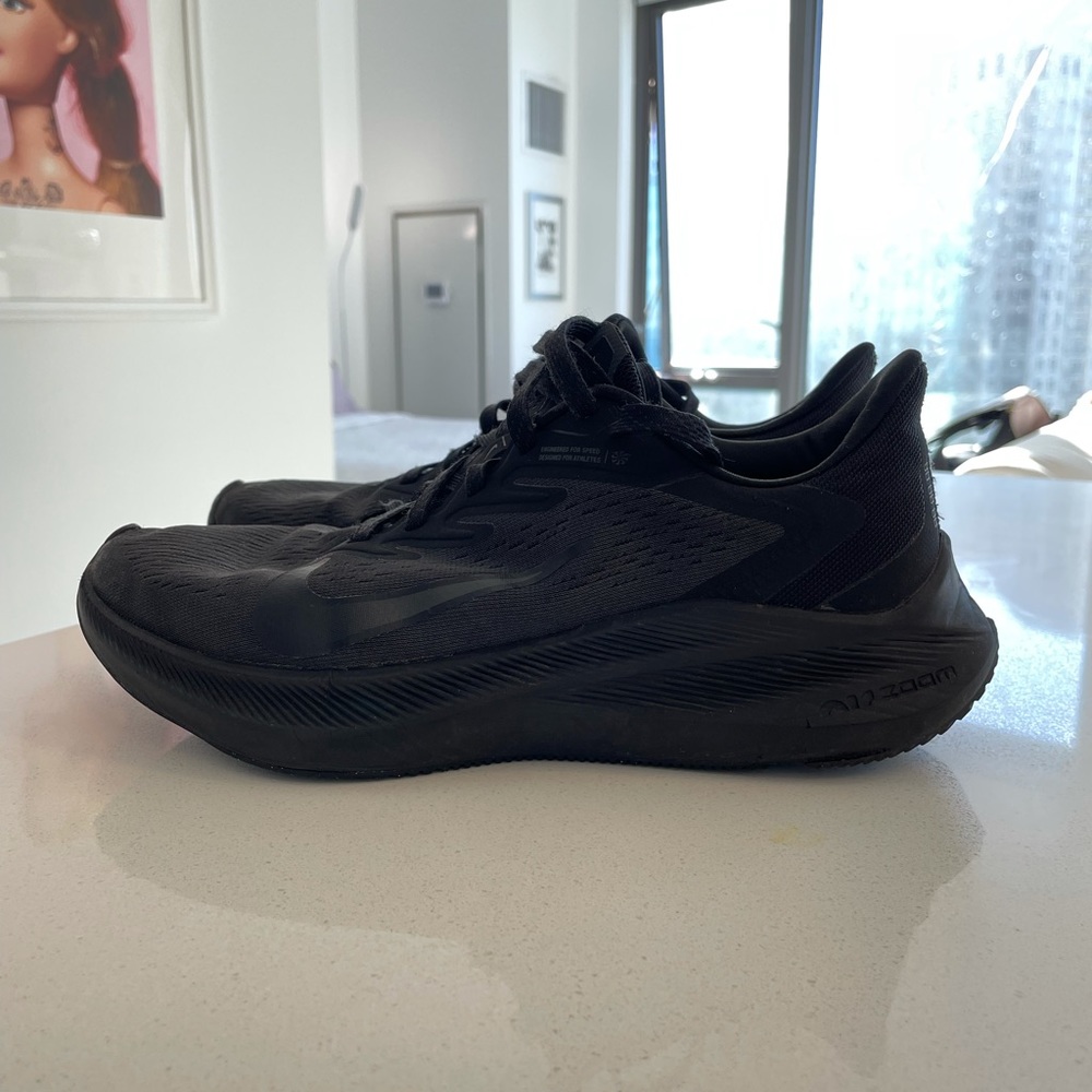 Nike Zoom Winflo 7 - All Black